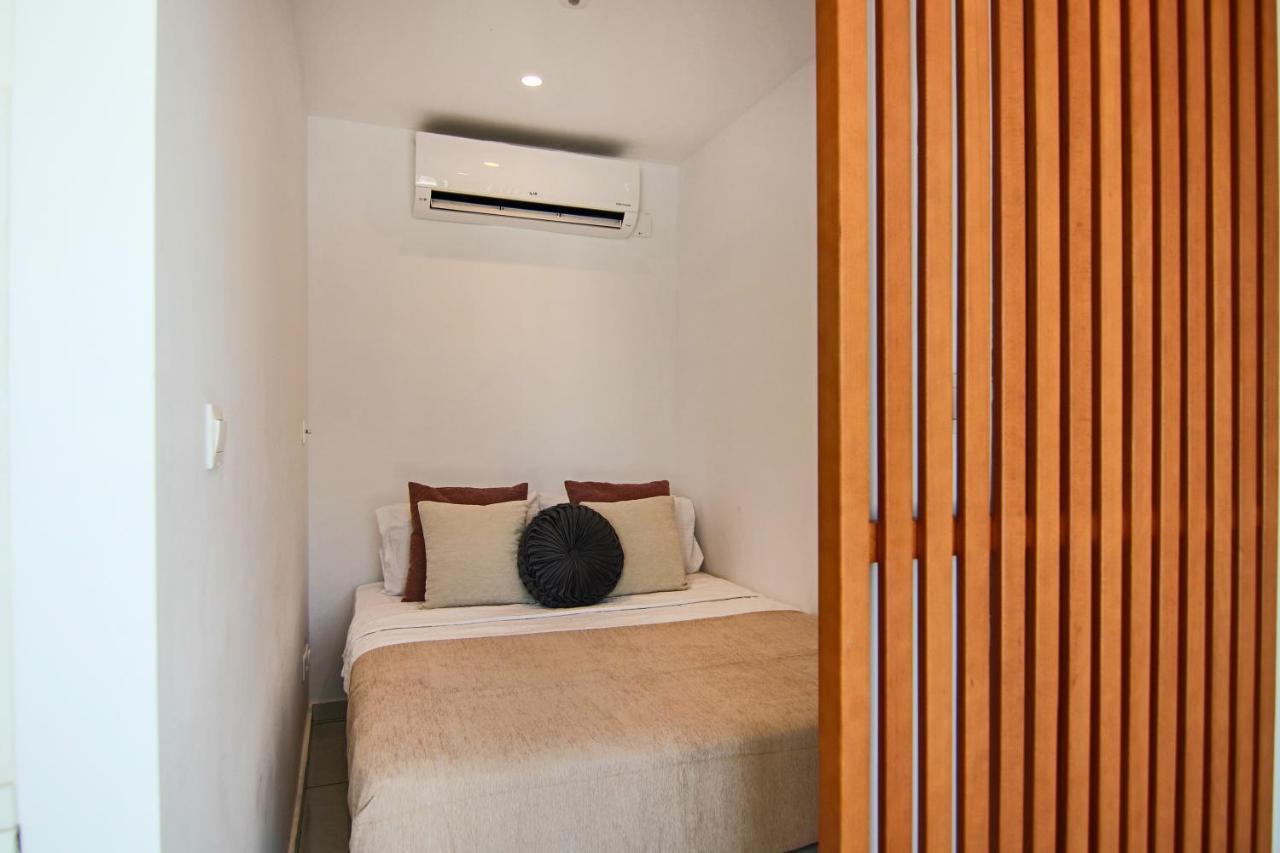 Phaedrus Living - Seaside Luxury Flat Harbour 105 Apartment Paphos ภายนอก รูปภาพ